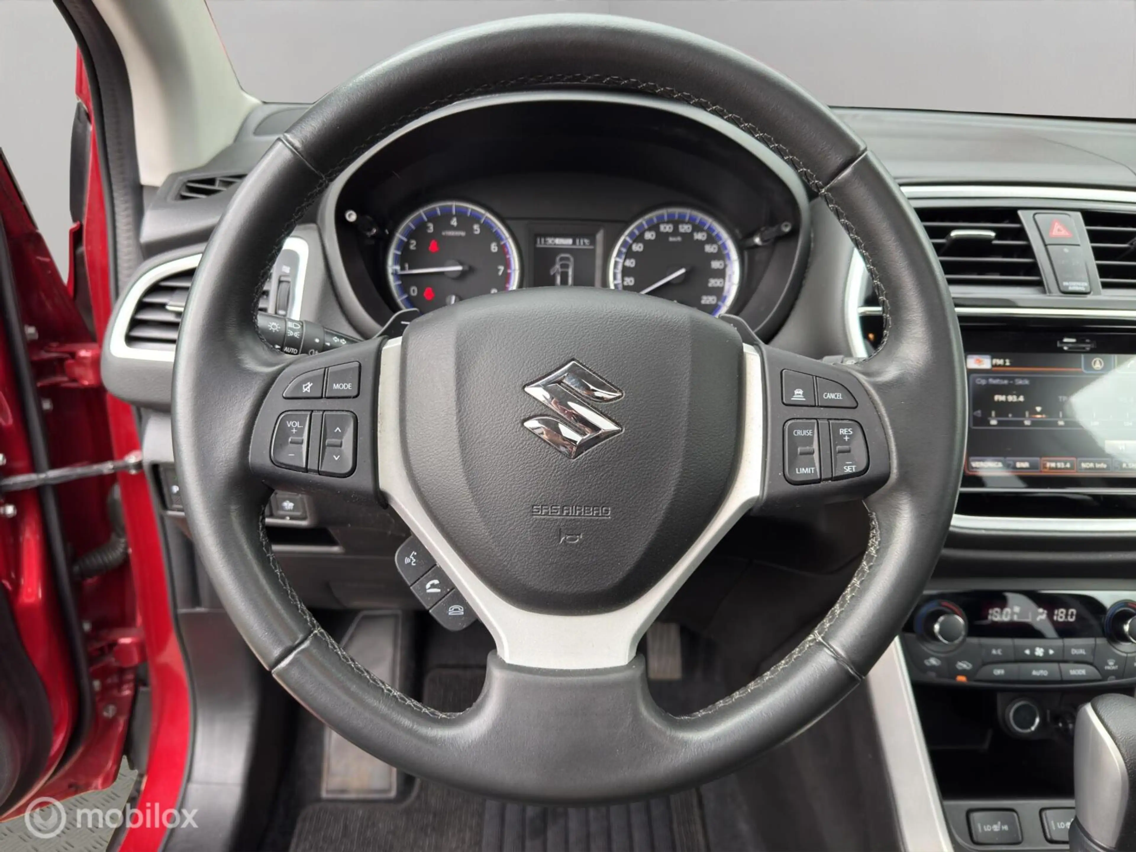Suzuki S-Cross 1.4 Boosterjet AllGrip Select Smart Hybrid / All i — photo 8