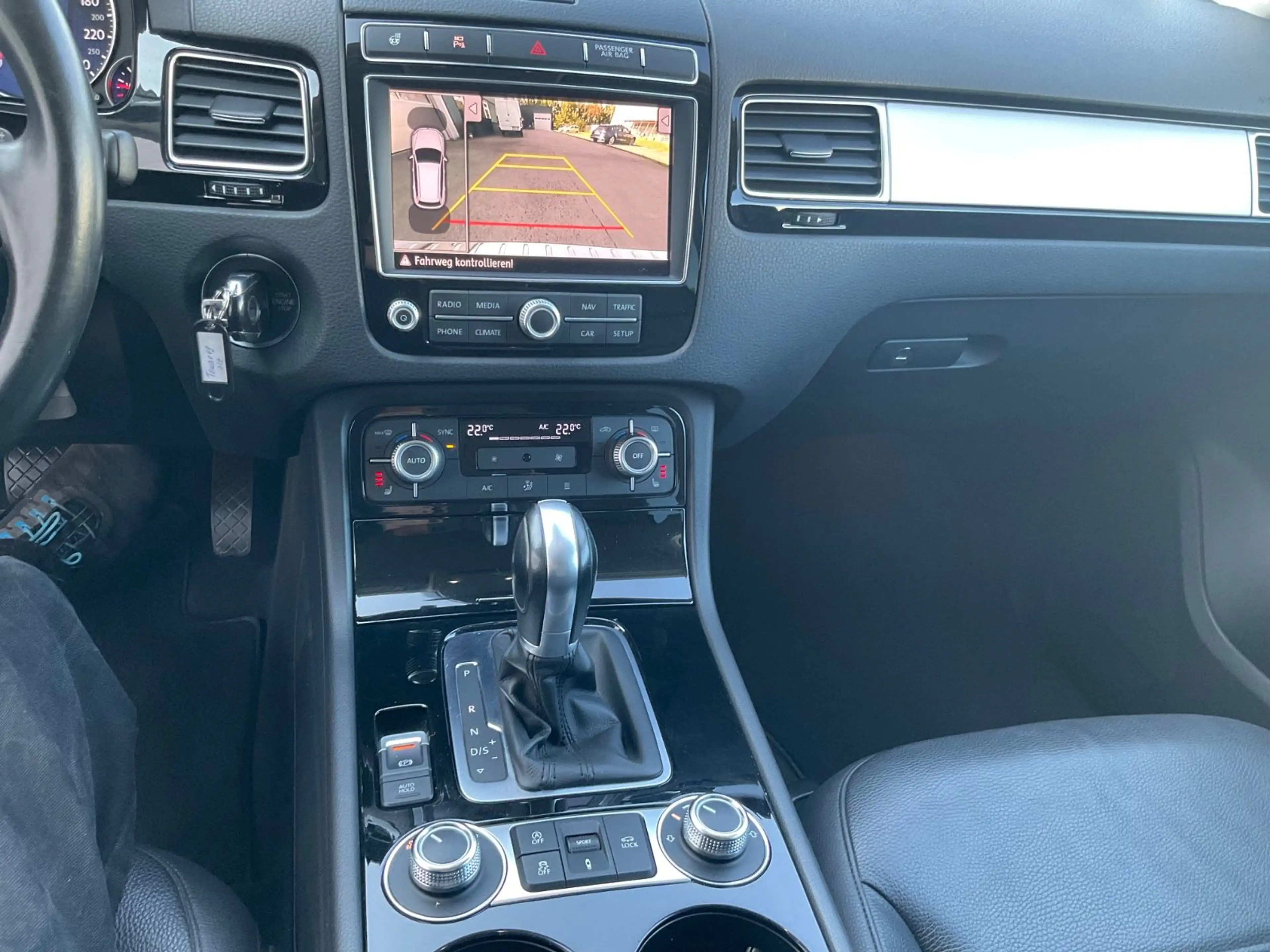 Volkswagen Touareg V6 TDI BMT 4M Execut Edit Luftfahrwk AHK — photo 11