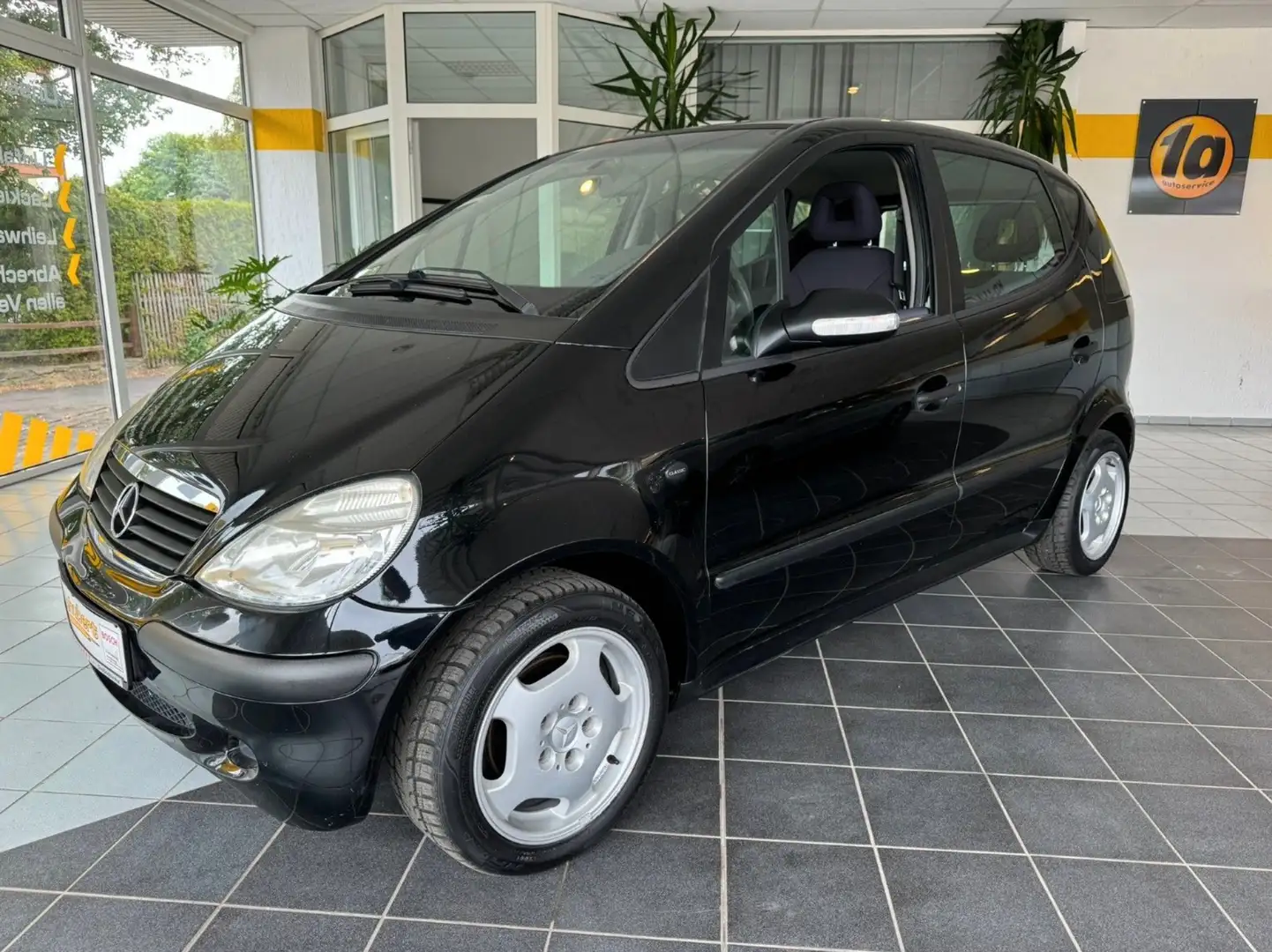 Mercedes-Benz A 140 Classic Negru - 1