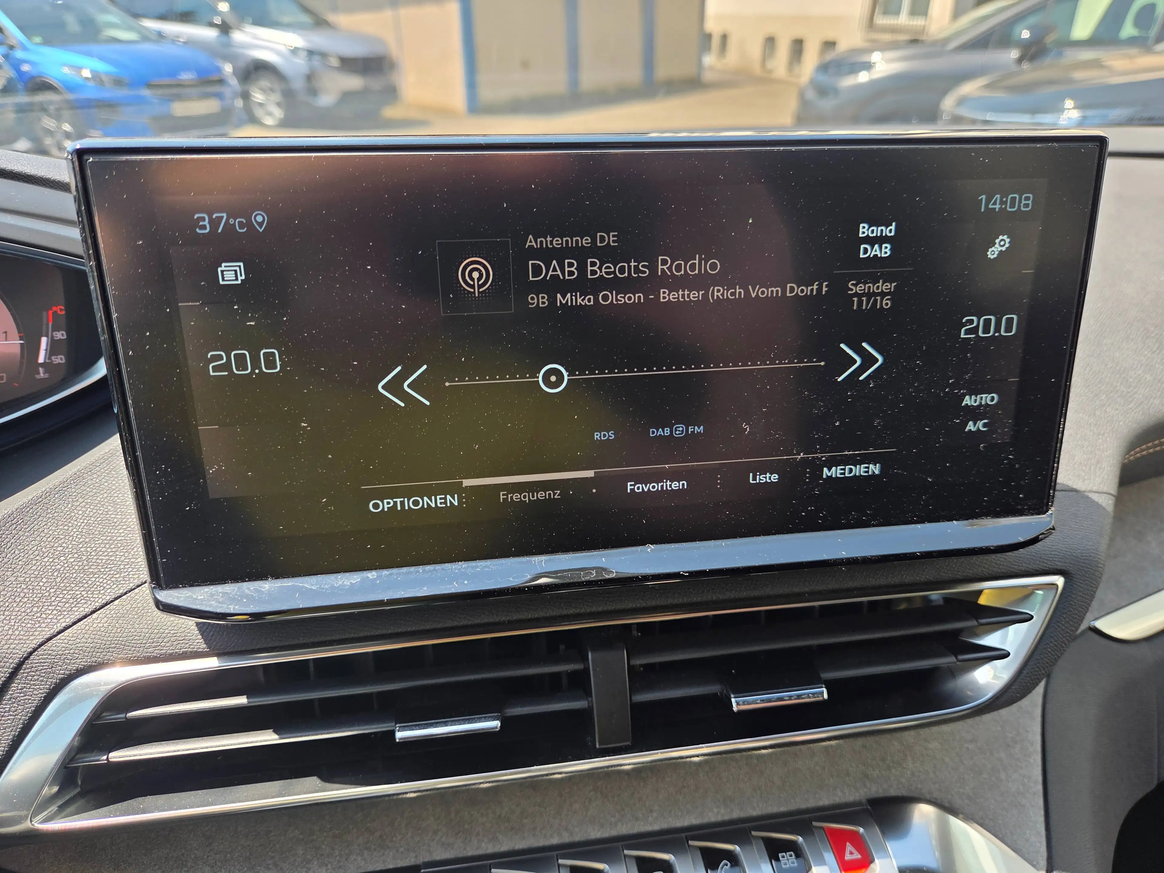 Peugeot 5008 GT ACC LED KAMERA NAVI — photo 15