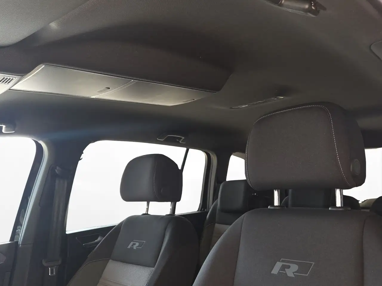 Volkswagen Touran Highline R-Line 2,0 TDI (150 PS) DSG 8