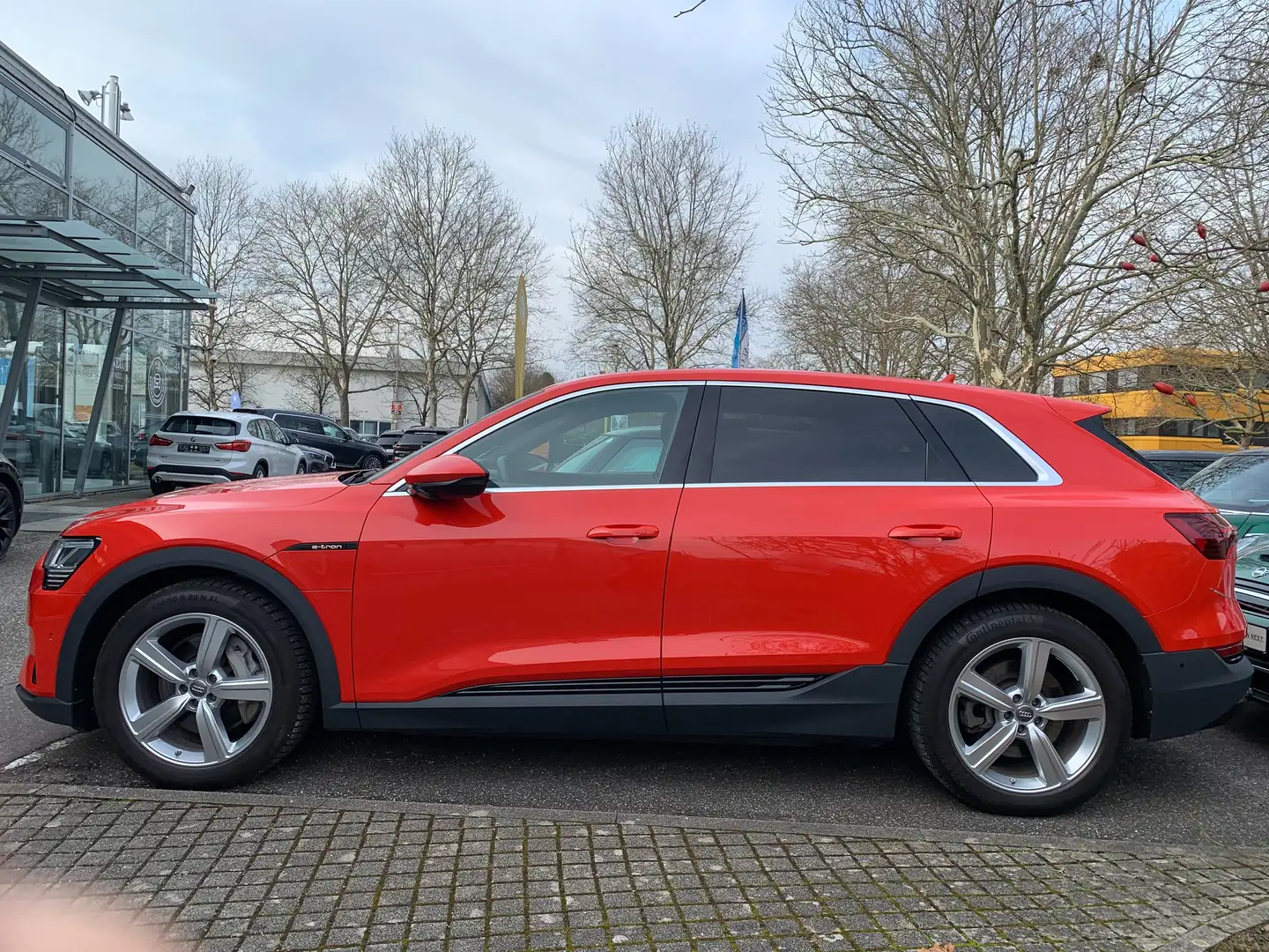 Audi e-tron E-Tron 55 quattro S line Rood - 2