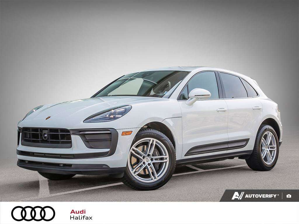 2024 Porsche Macan BASE