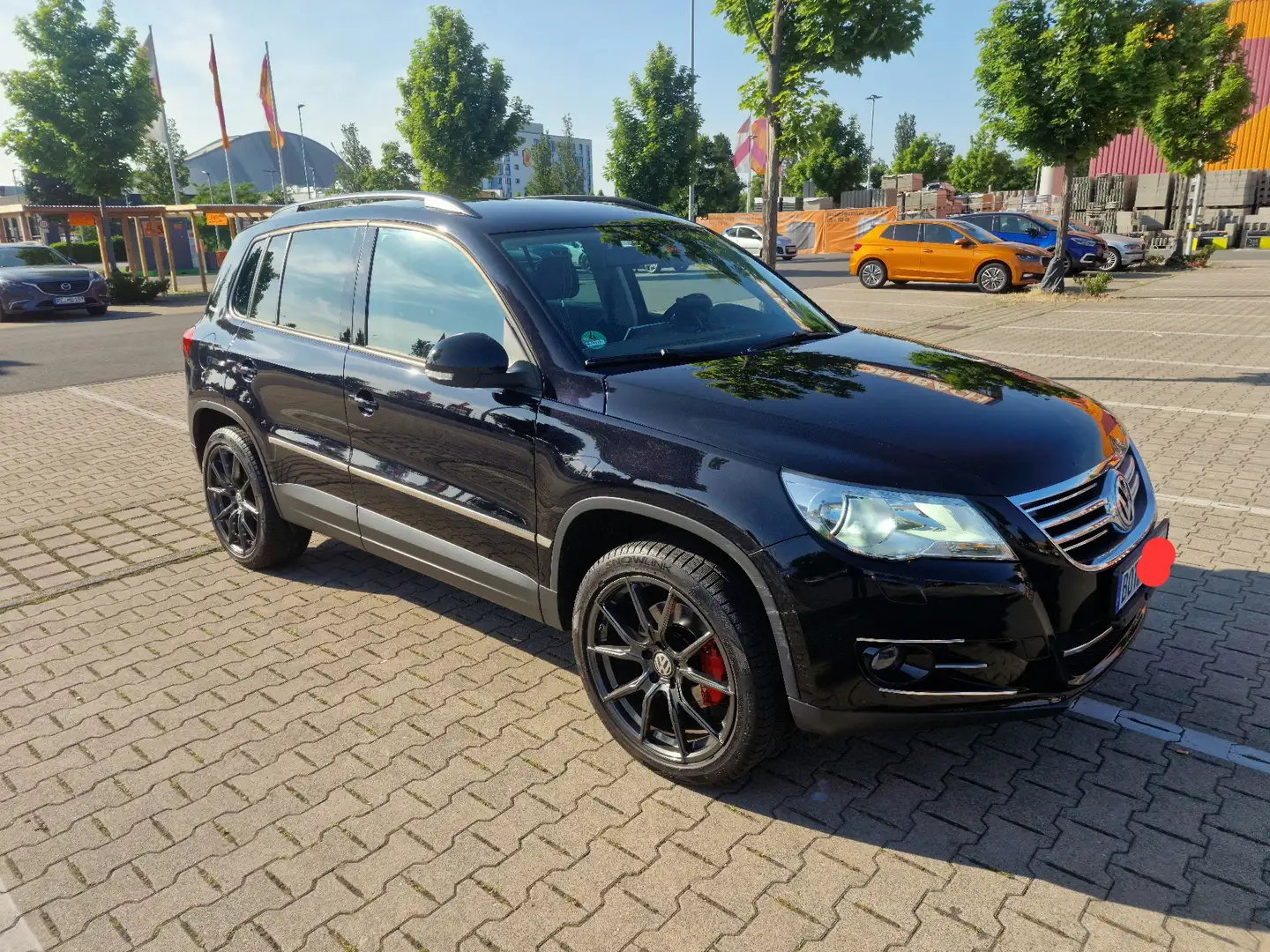 Volkswagen Tiguan Freestyle BMT Schwarz - 2