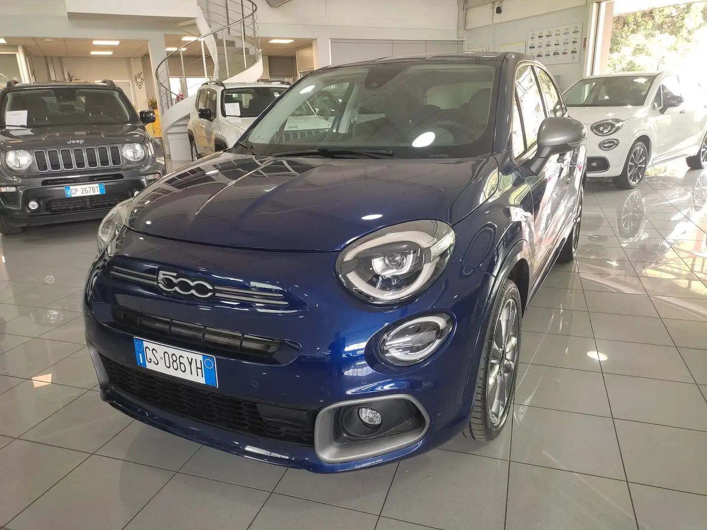 Fiat 500X 1.5 T4 Hybrid 130 CV DCT Sport Blau - 1