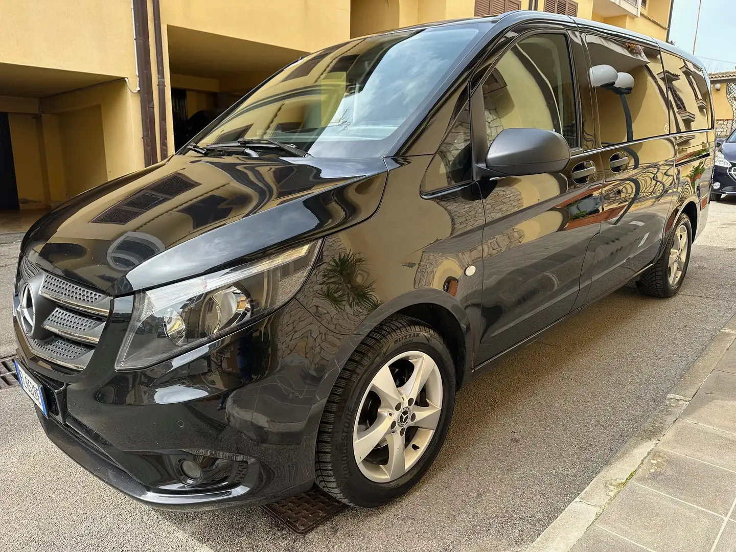 Mercedes-Benz Vito TOURER SELECT 116 CDI 9 POSTI Nero - 2