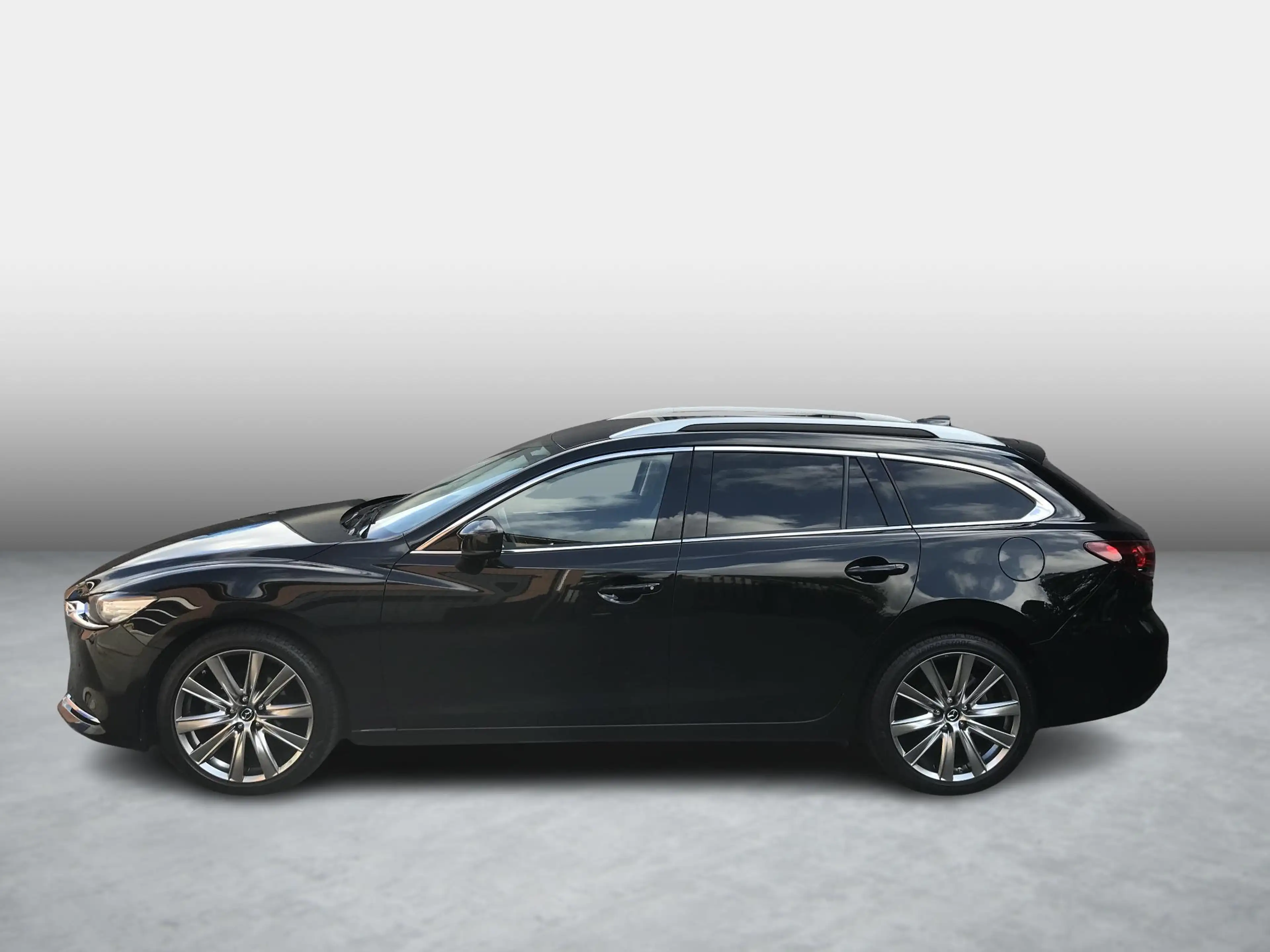 Mazda 6 Sportbreak 2.0 SkyActiv-G 165 Business — photo 2