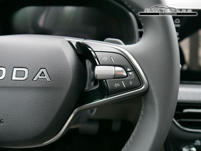 Skoda Scala Selection 1.5 TSI DSG*NAVI-ÜBER-SMARTLINK*PDC-H... — photo 4