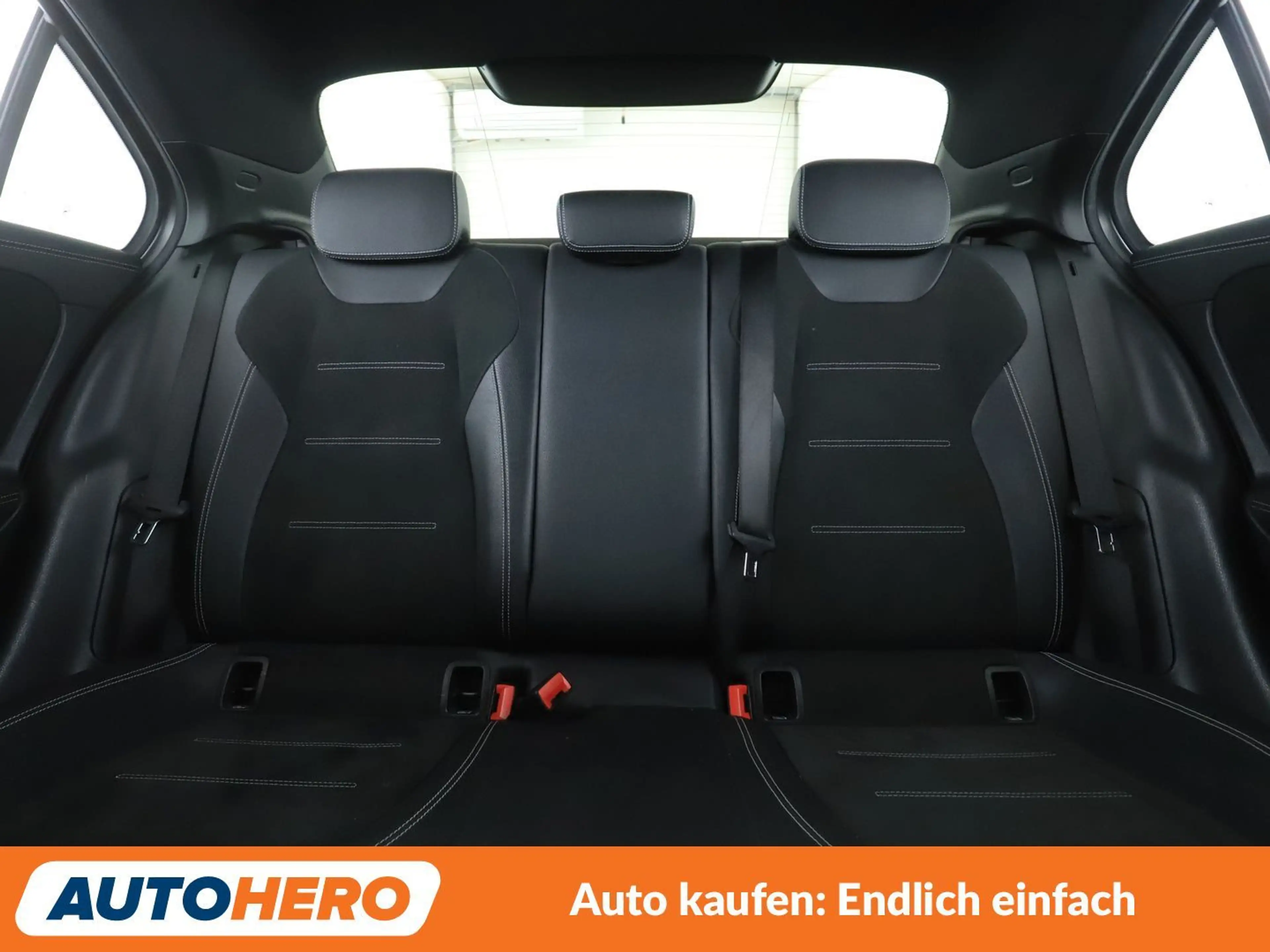 Mercedes-Benz A 250 A 250e Edition 2020 AMG Line Aut.*LED*TEMPO*PDC* — photo 15