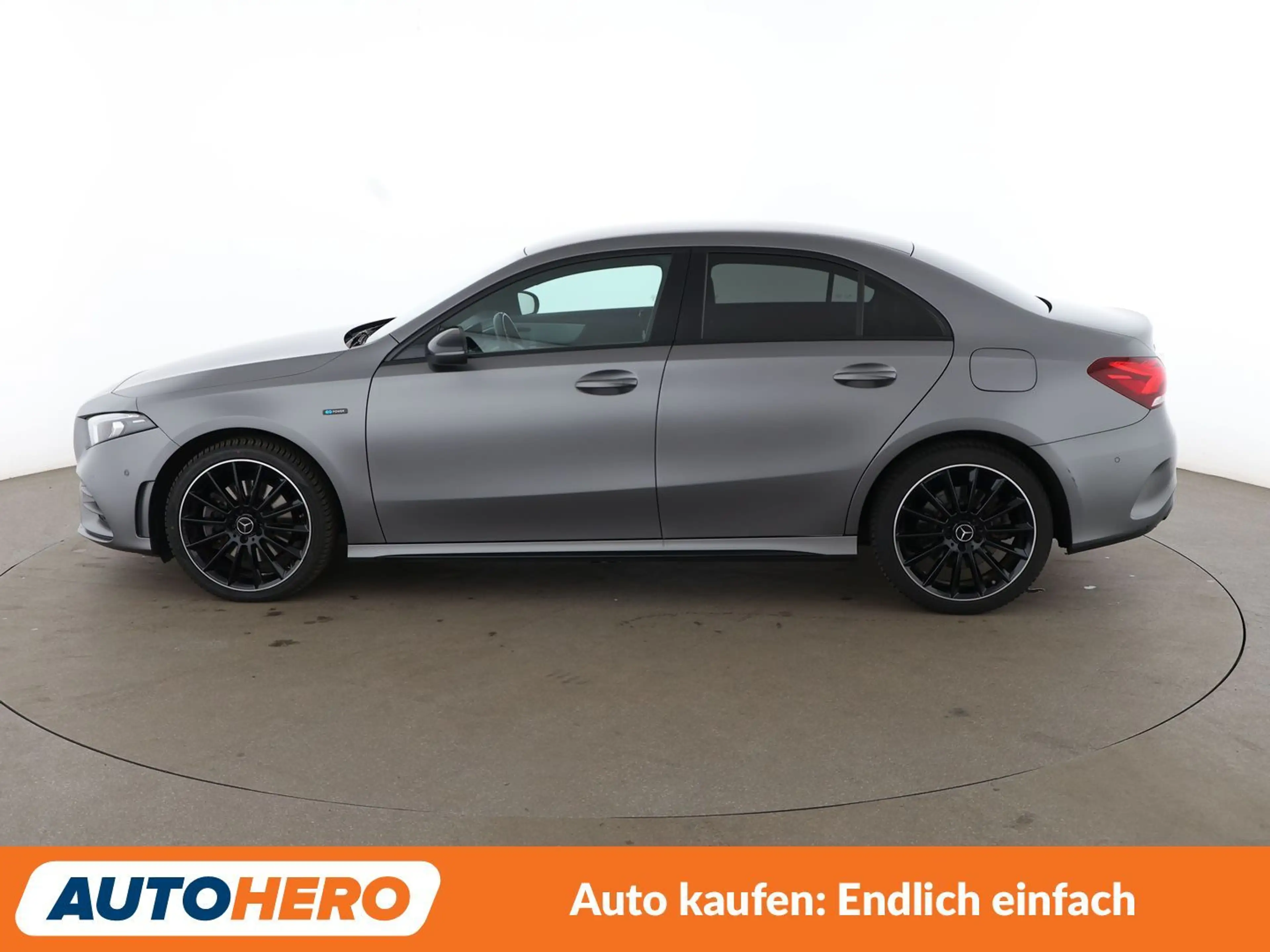 Mercedes-Benz A 250 A 250e Edition 2020 AMG Line Aut.*LED*TEMPO*PDC* — photo 3