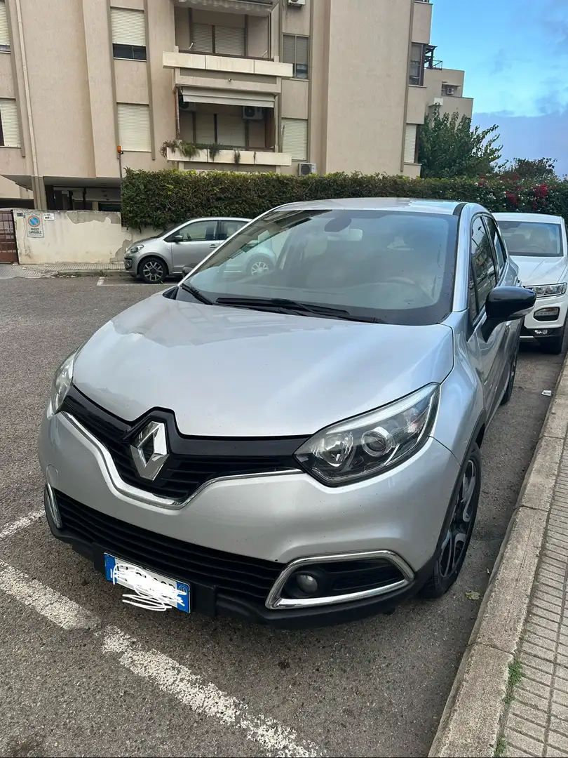 Renault Captur 1.5 dci Intens (energy r-link) 110cv Сірий - 1