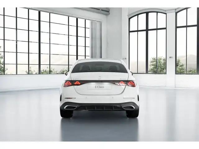 Mercedes-Benz E-Class view 6