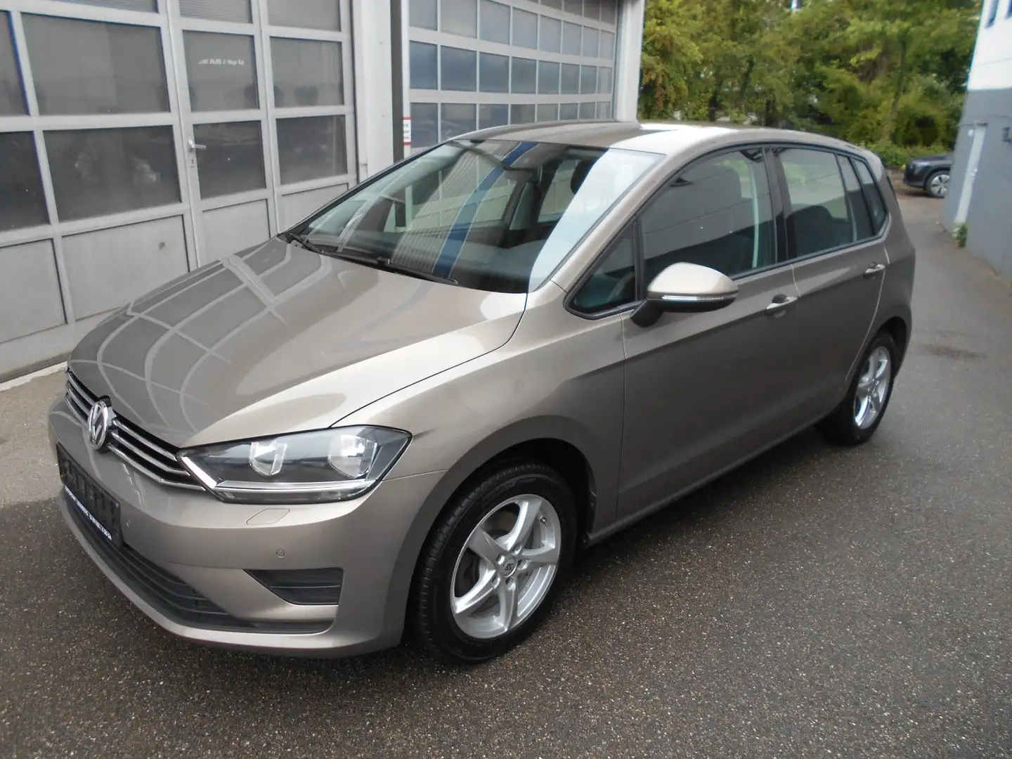 Volkswagen Golf Sportsvan VII, Automatik Goud - 2