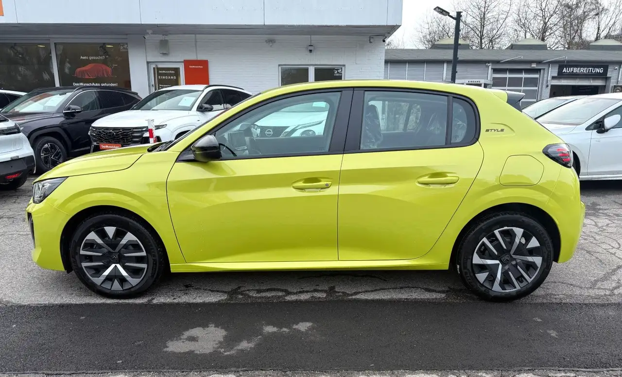 Peugeot 208 Style Klima CarPlay Android PDC SHZ SOFORT 4