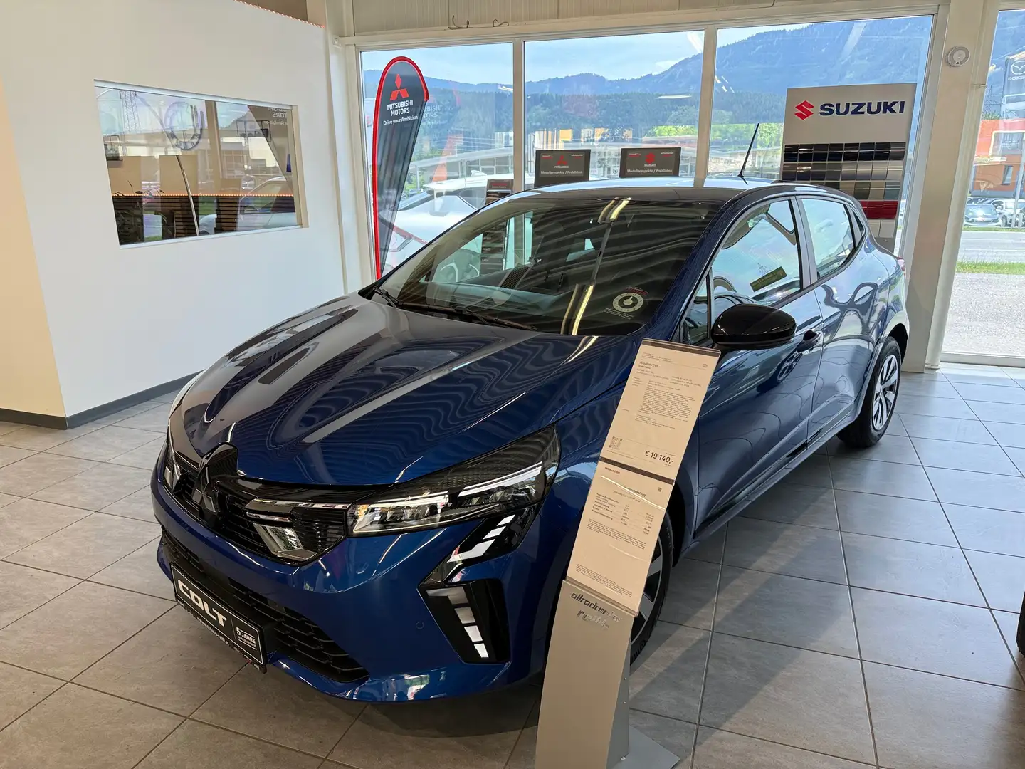 Mitsubishi Colt 1,0 MPI-T Invite Blau - 1