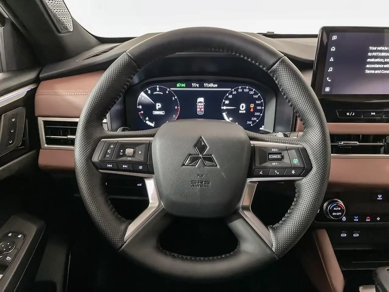 Mitsubishi Outlander снимка Mitsubishi Outlander