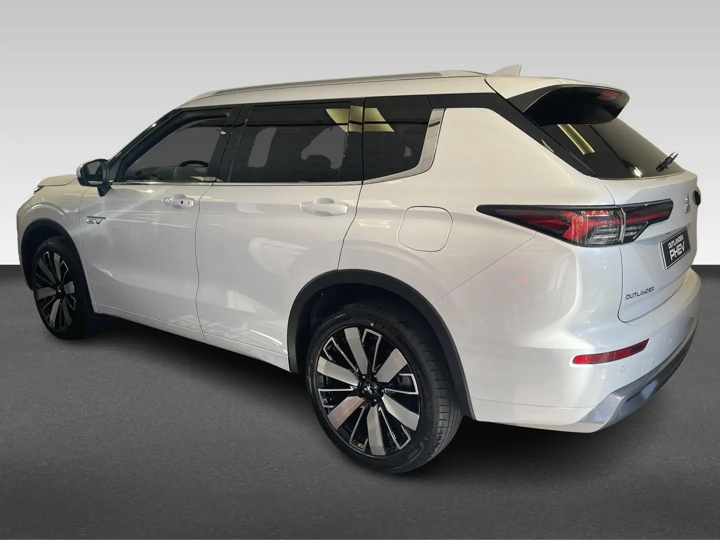 Mitsubishi Outlander 2.4 PHEV Instyle Tot € 6.500,- VOORDEEL Blanc - 2