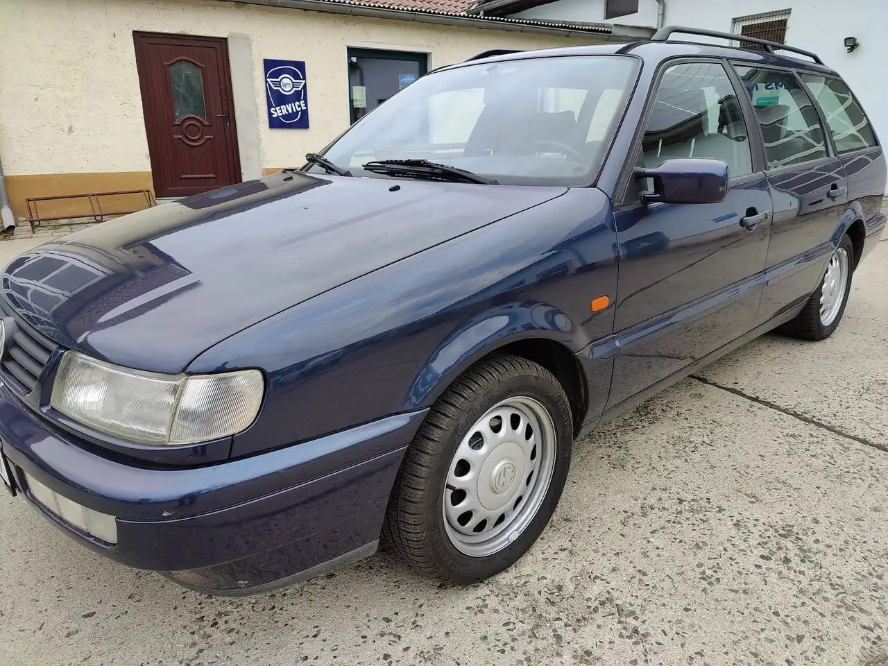 Volkswagen Passat Variant 1.8 Trend, foto 2