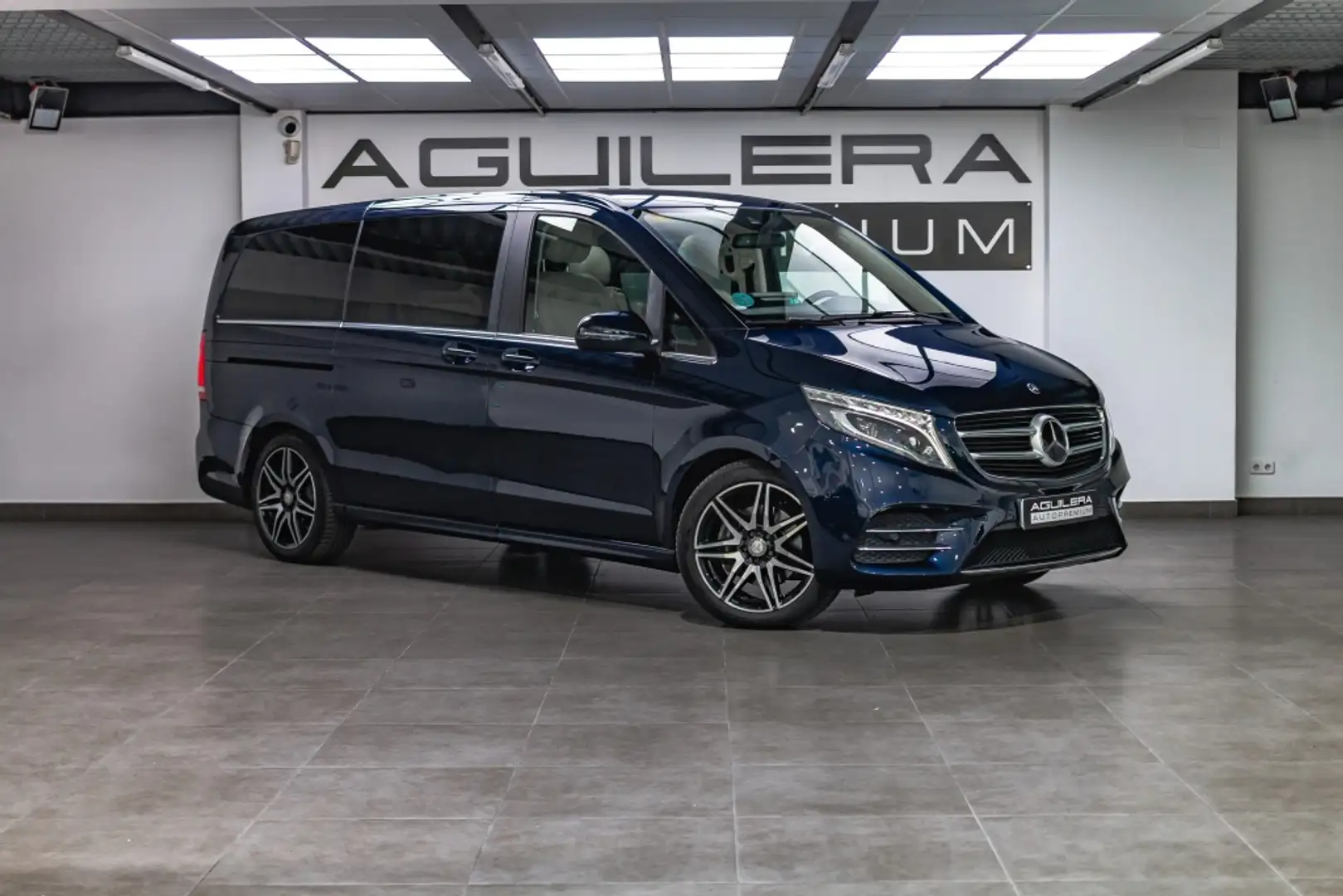 Mercedes-Benz V 250 250d Largo Exclusive 7G Tronic Azul - 1
