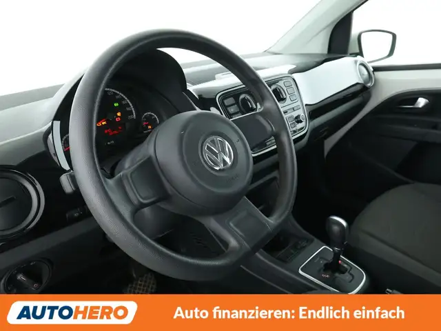 Volkswagen up! view 11