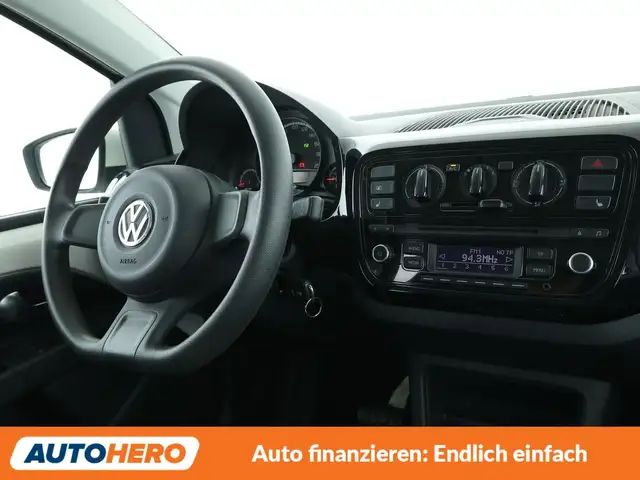 Volkswagen up! view 13