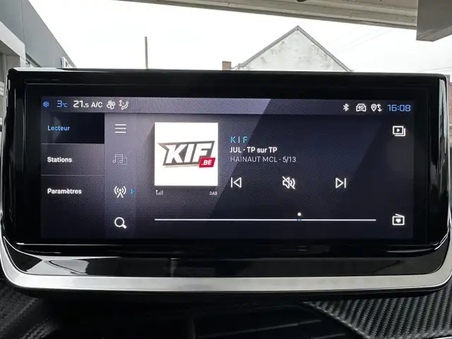 Peugeot 2008 view 12
