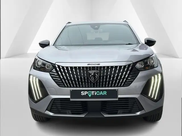 Peugeot 2008 view 4