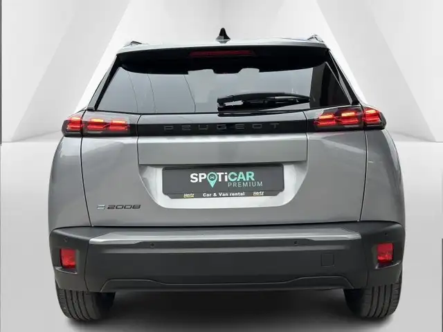Peugeot 2008 view 5