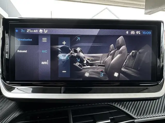 Peugeot 2008 view 15