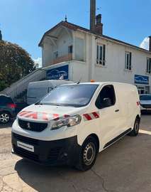 3 Standard 2.0 BlueHDi 122cv places, tva