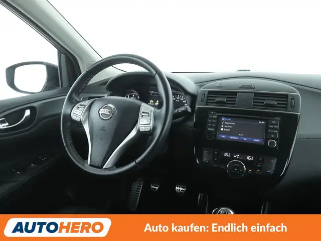 Nissan Pulsar view 13