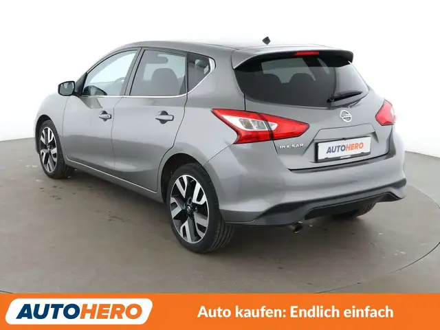 Nissan Pulsar view 4