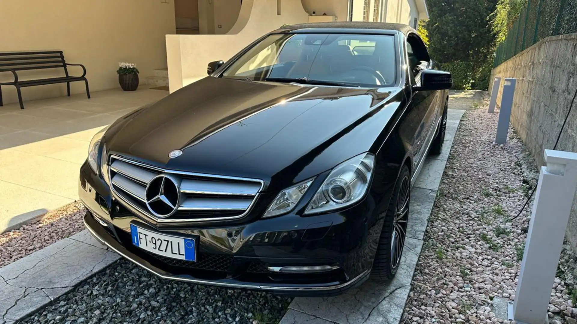 Mercedes-Benz E 350 CDI Cabrio BlueEFFICIENCY Avantgarde Schwarz - 1