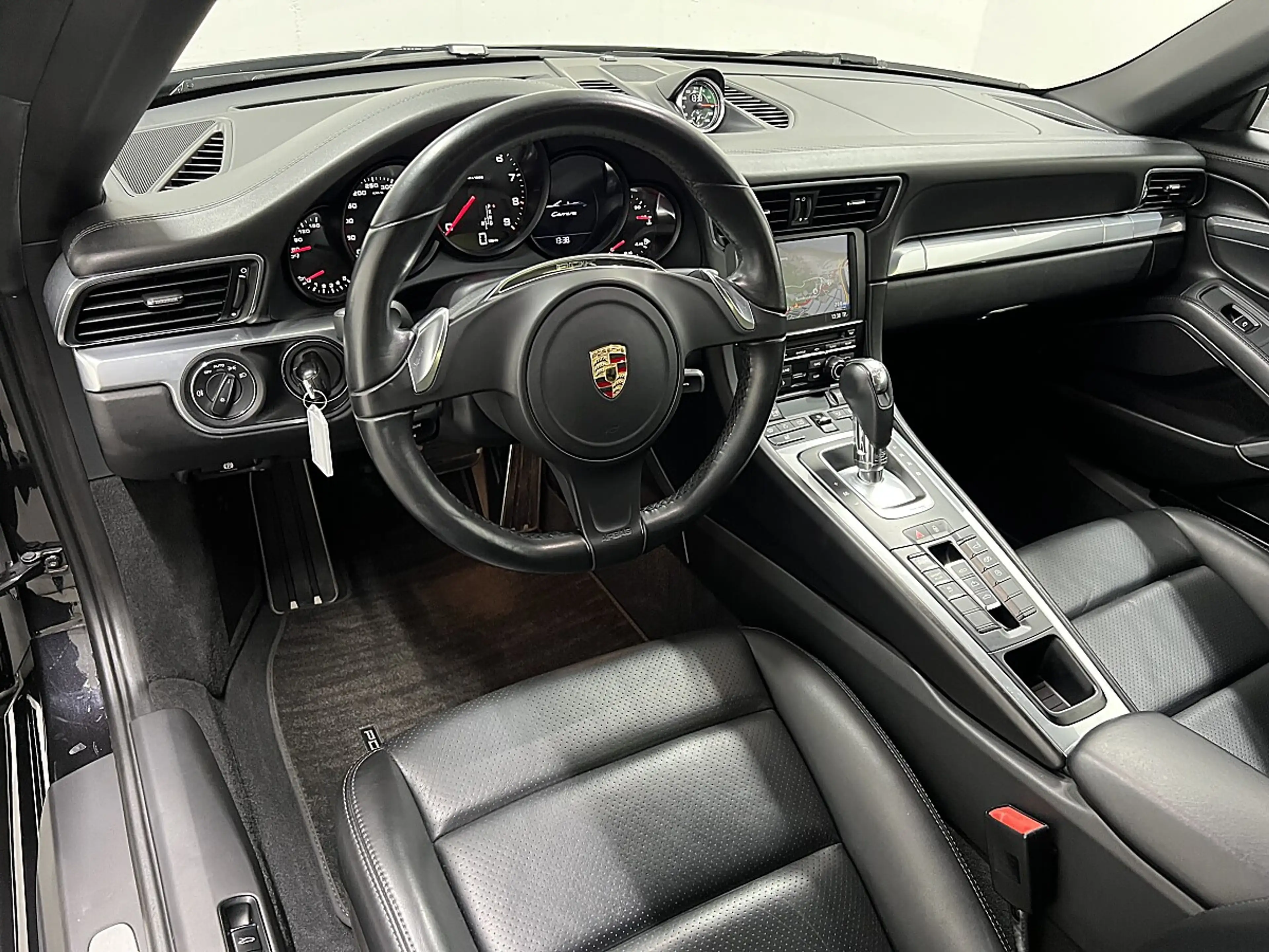 Porsche 911 Carrera Cabrio DSG, Sportaga, Vollleder, Sitzhe... — photo 13