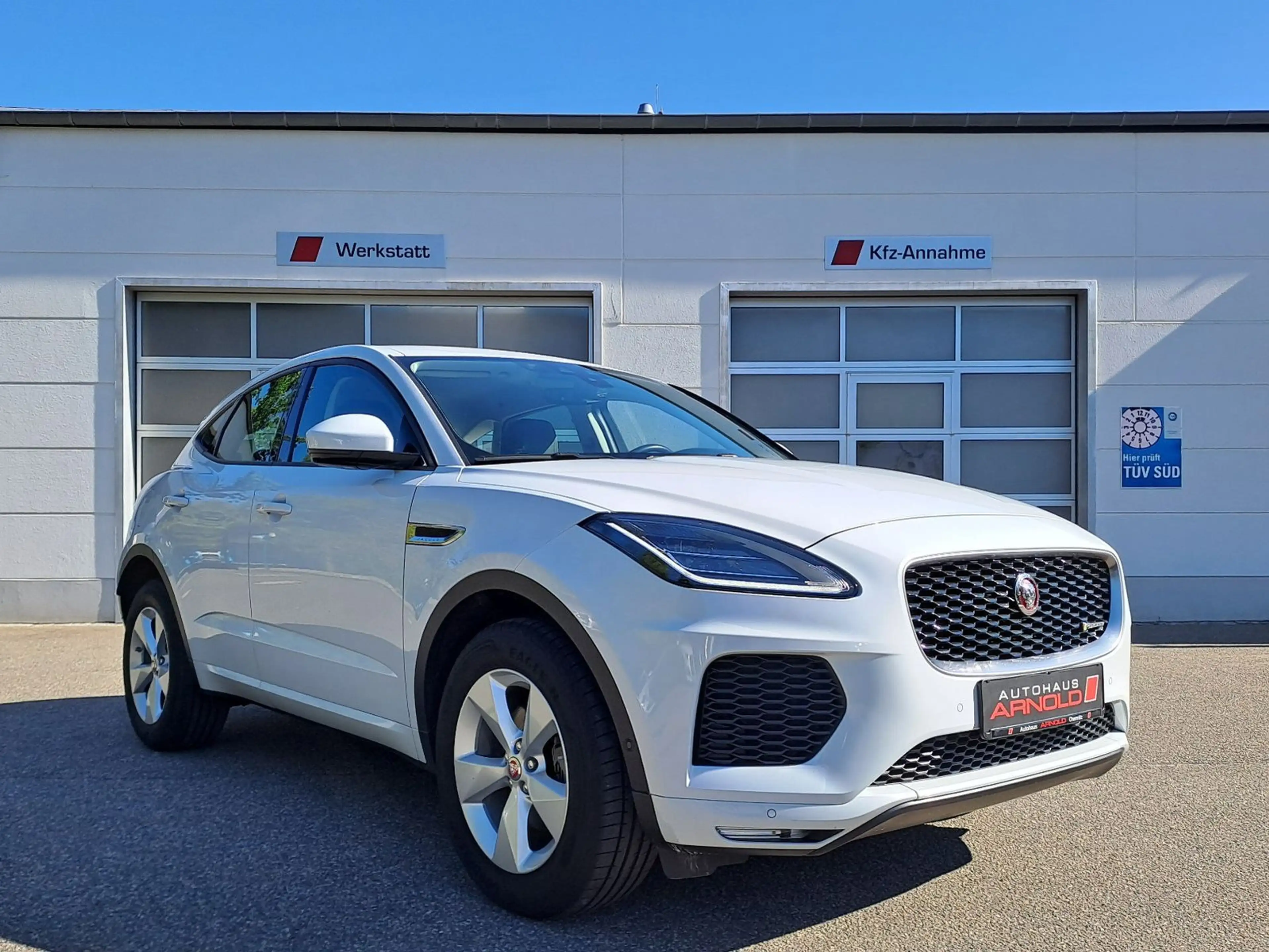 Jaguar E-Pace D180 AWD R-DYNAMIC Automatik — photo 6