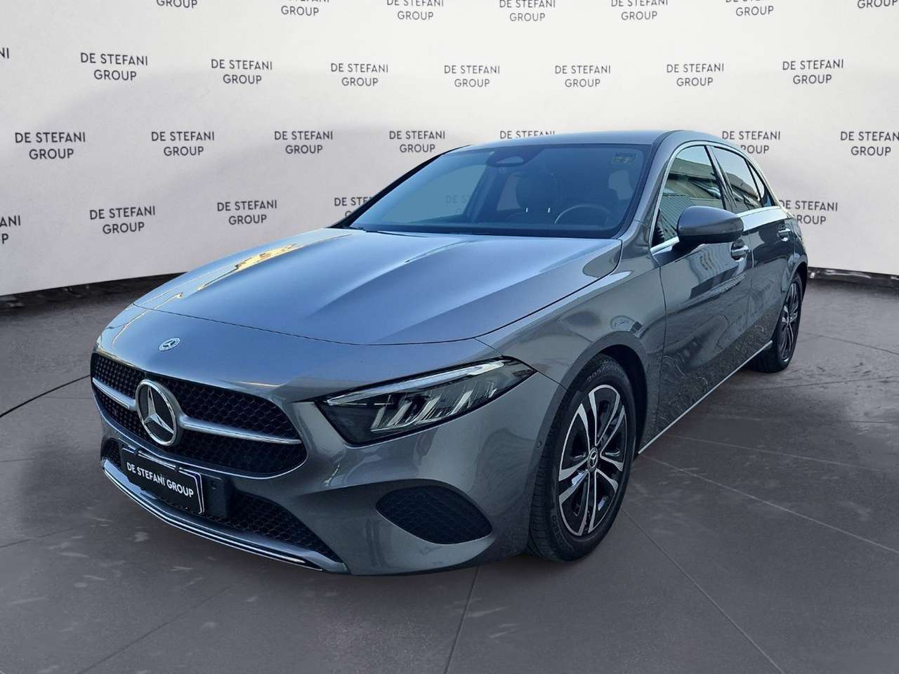 Mercedes-Benz A 180 A 180 d Progressive Advanced