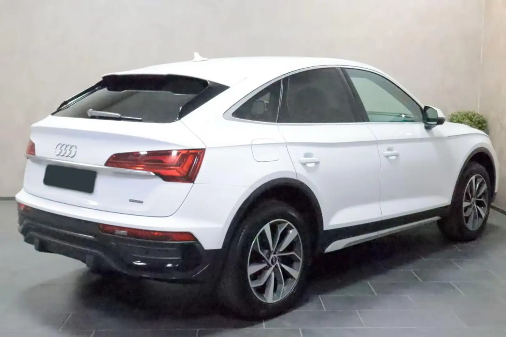 Audi Q5 Sportback quattro RATA DA 540€ Blanco - 2