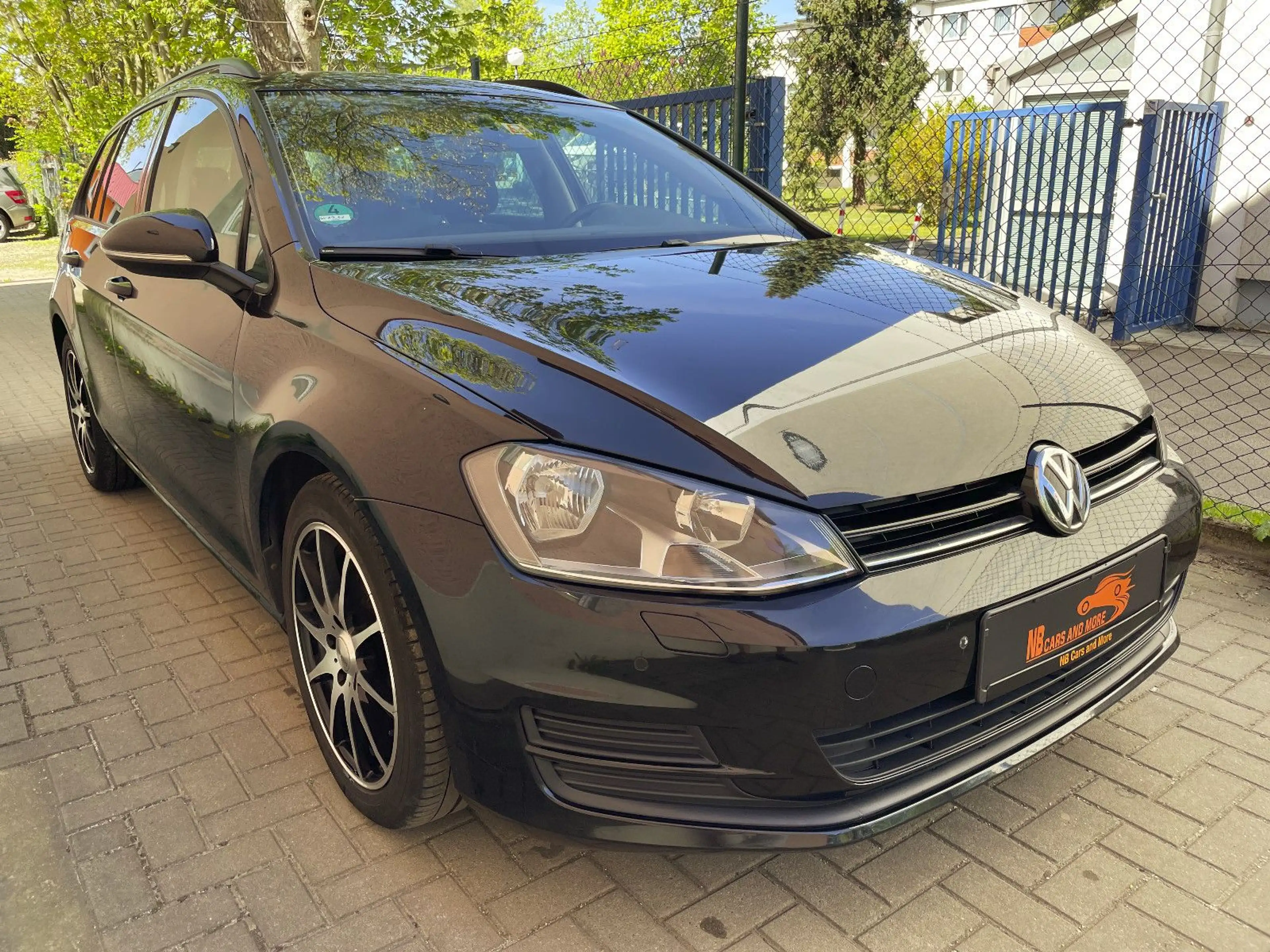 Volkswagen Golf VII Variant aus 2. Besitz  Dynaudio!!!