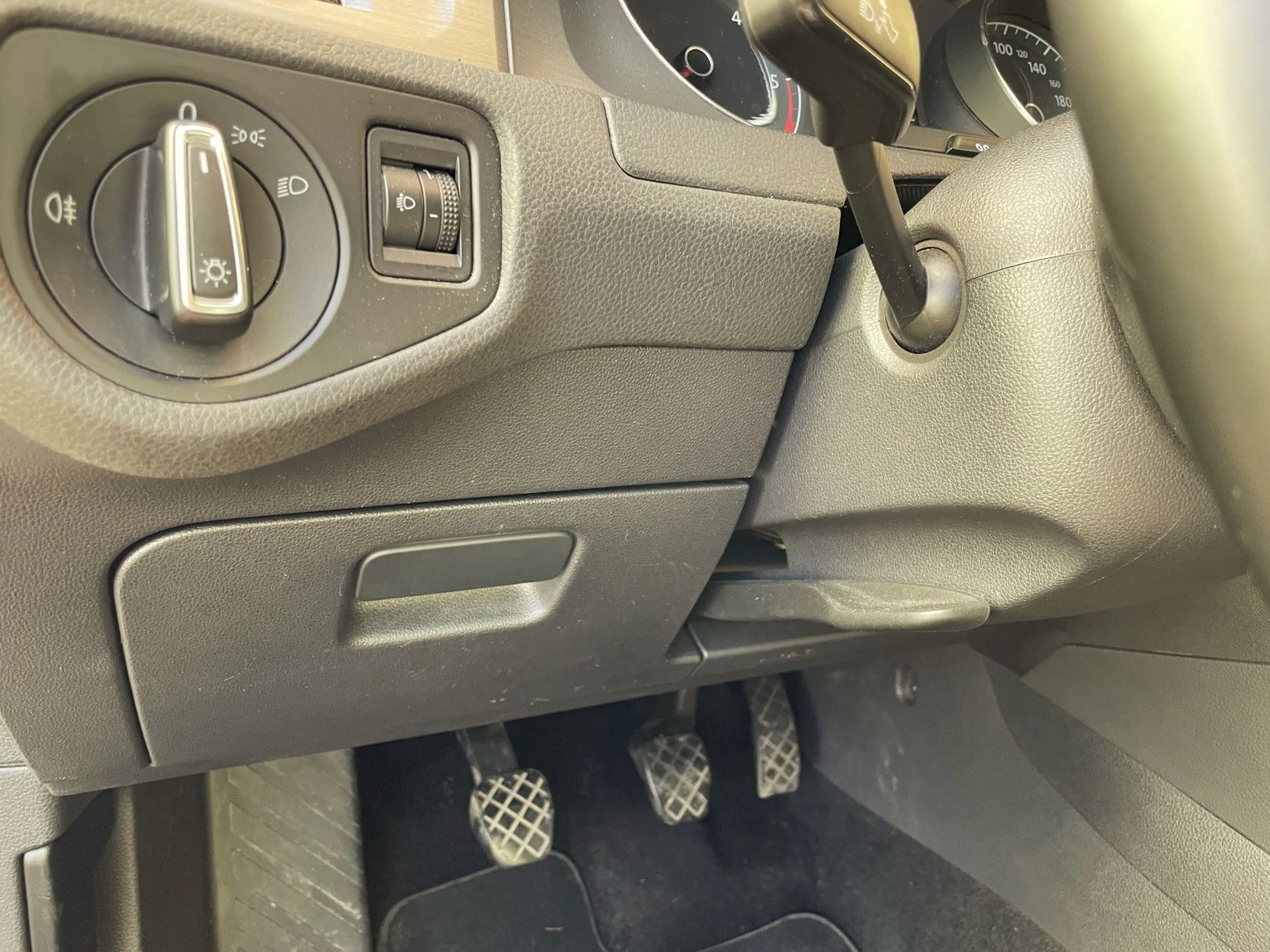 Volkswagen Golf VII Variant aus 2. Besitz  Dynaudio!!! — photo 28