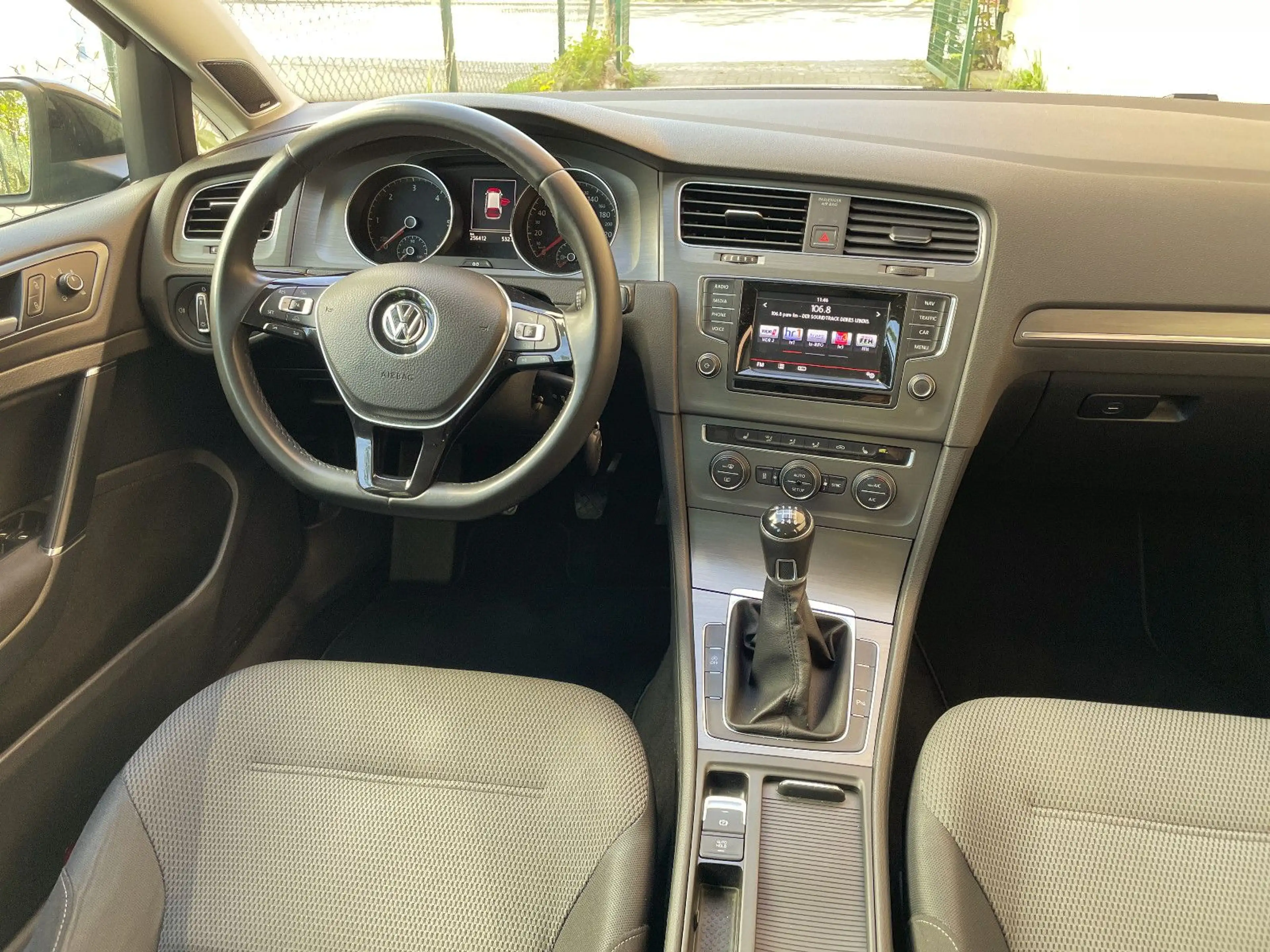 Volkswagen Golf VII Variant aus 2. Besitz  Dynaudio!!! — photo 15