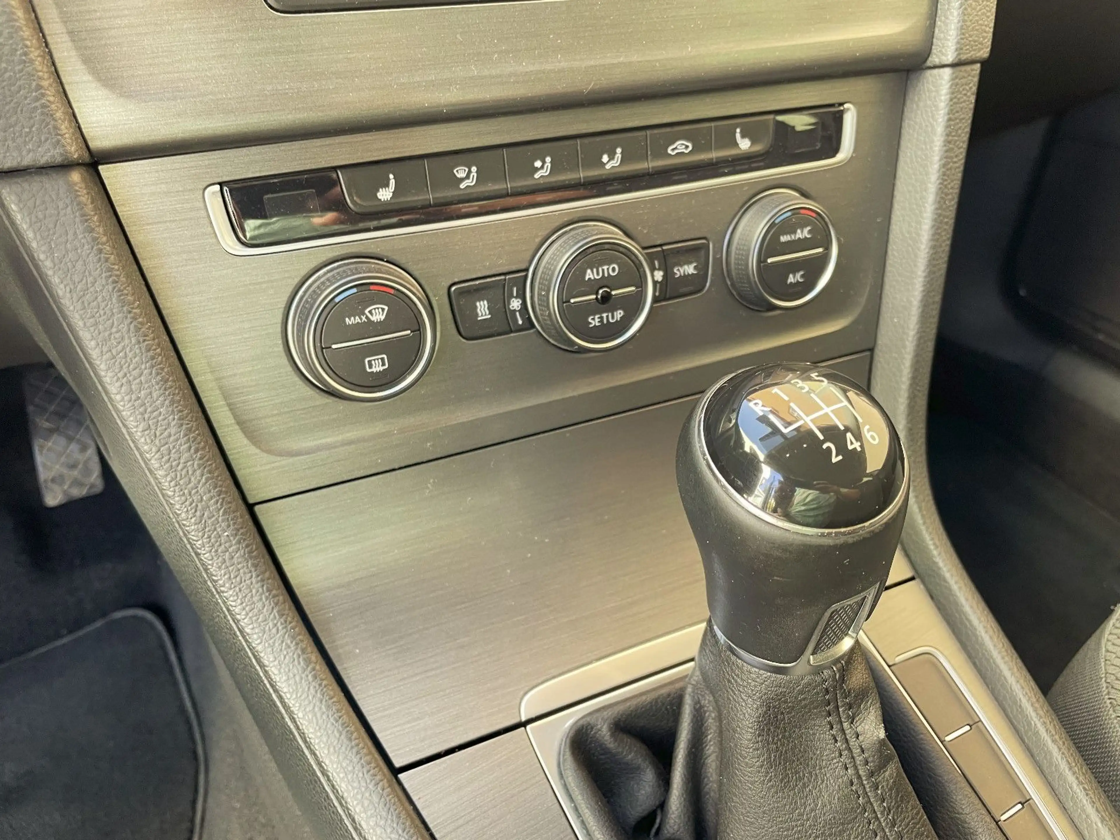 Volkswagen Golf VII Variant aus 2. Besitz  Dynaudio!!! — photo 31