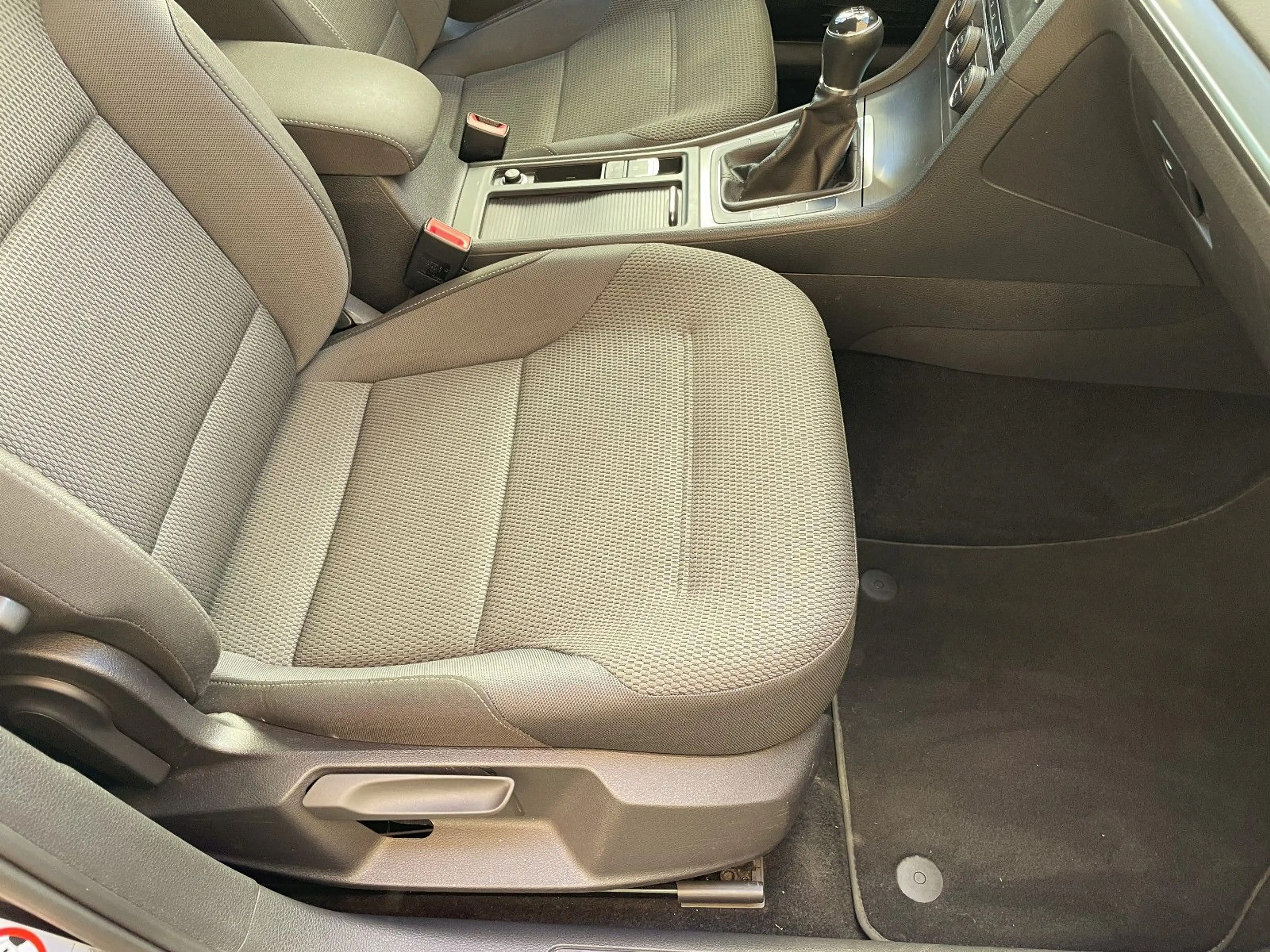 Volkswagen Golf VII Variant aus 2. Besitz  Dynaudio!!! — photo 13