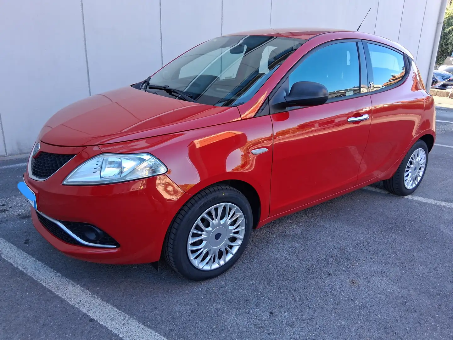 Lancia Ypsilon Ypsilon III 2015 1.2 Silver 69cv Rosso - 1