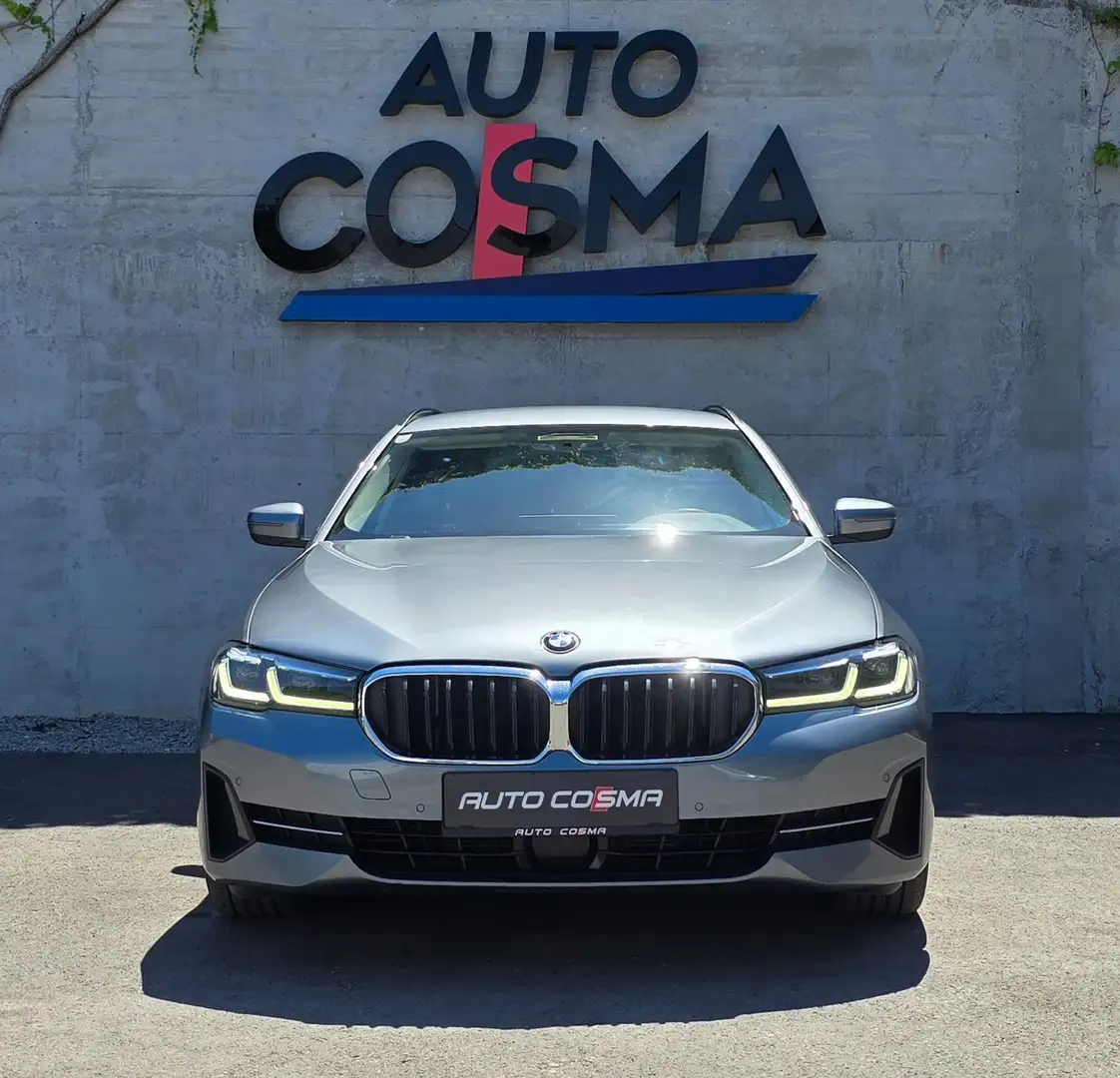 BMW 530 530d Touring xDrive Aut./AHK/KAMERA/LED/ Grau - 2