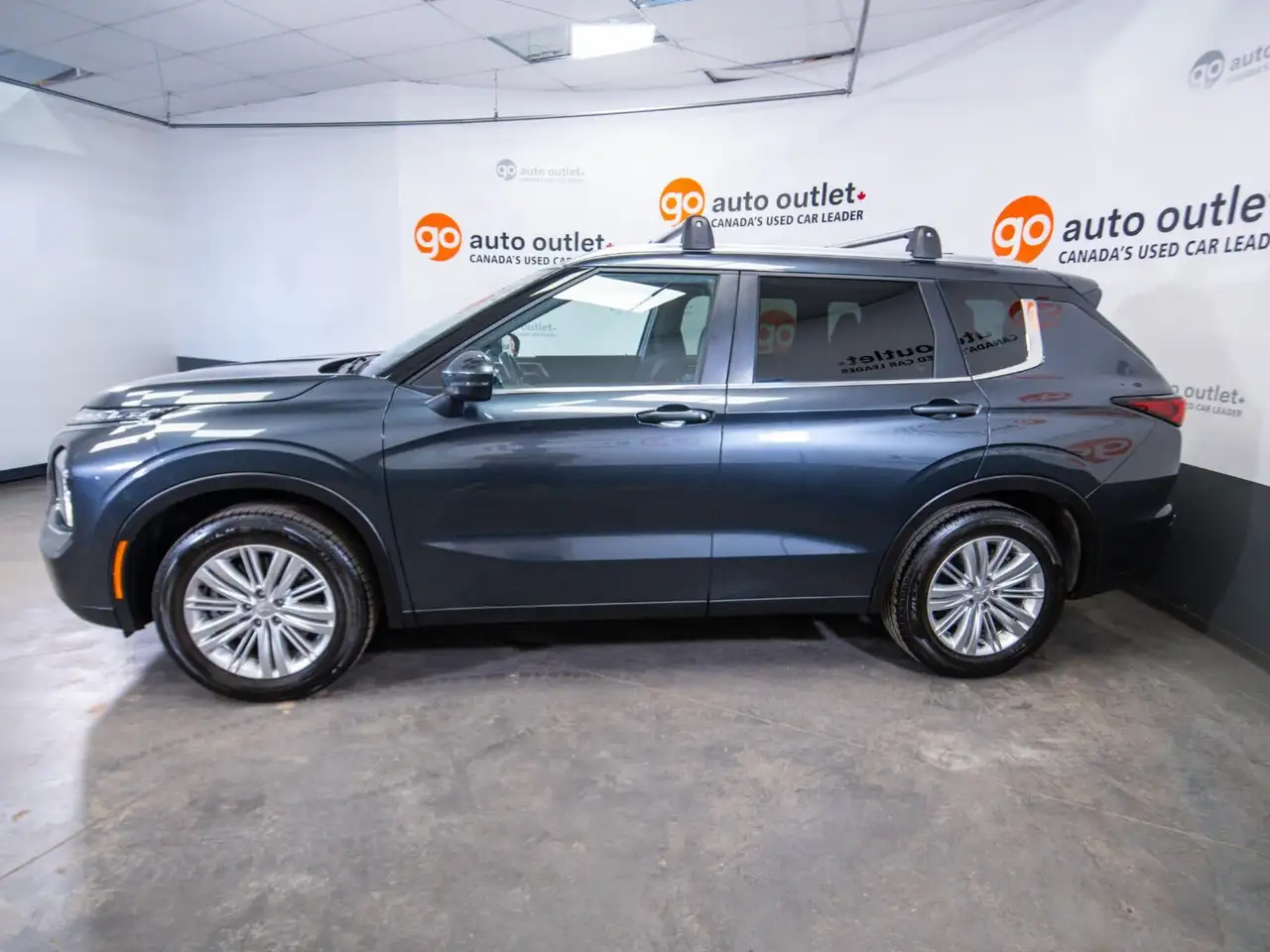 Mitsubishi Outlander снимка Mitsubishi Outlander