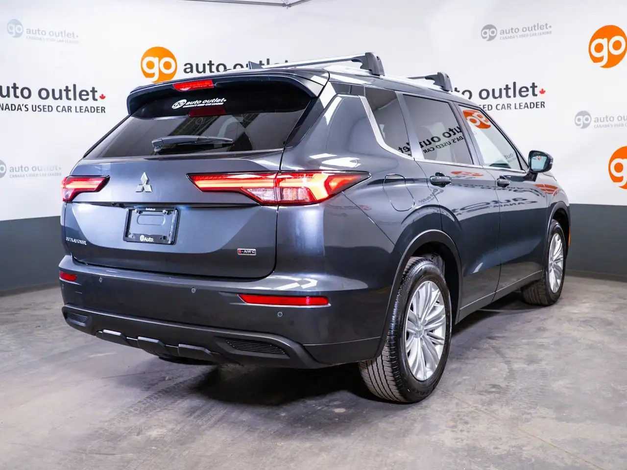 Mitsubishi Outlander снимка Mitsubishi Outlander