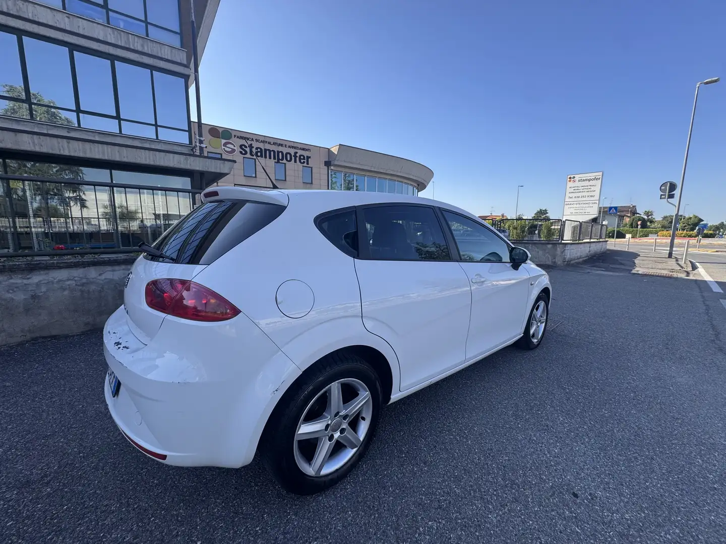 SEAT Leon 1.9 tdi Style FL - 1