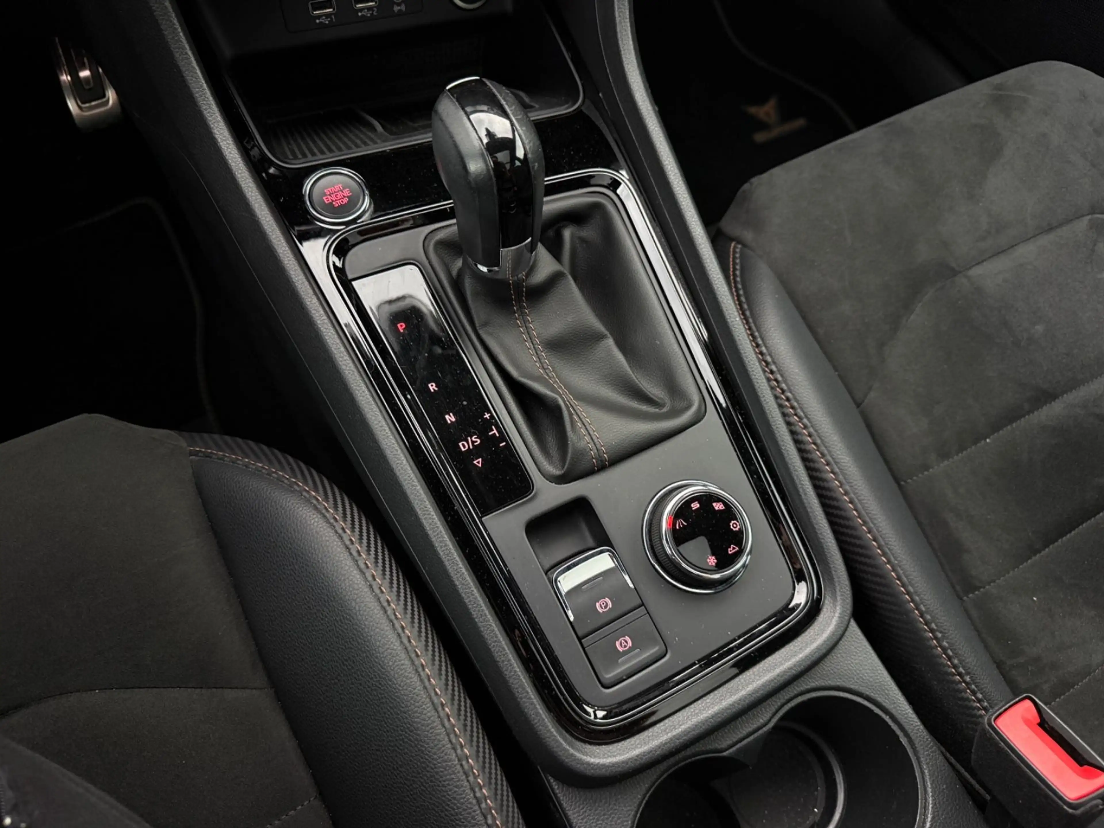 CUPRA Ateca 2.0 TSI 4Drive DSG *BEATS*AHK*ACC*SPUR*TOP — photo 15