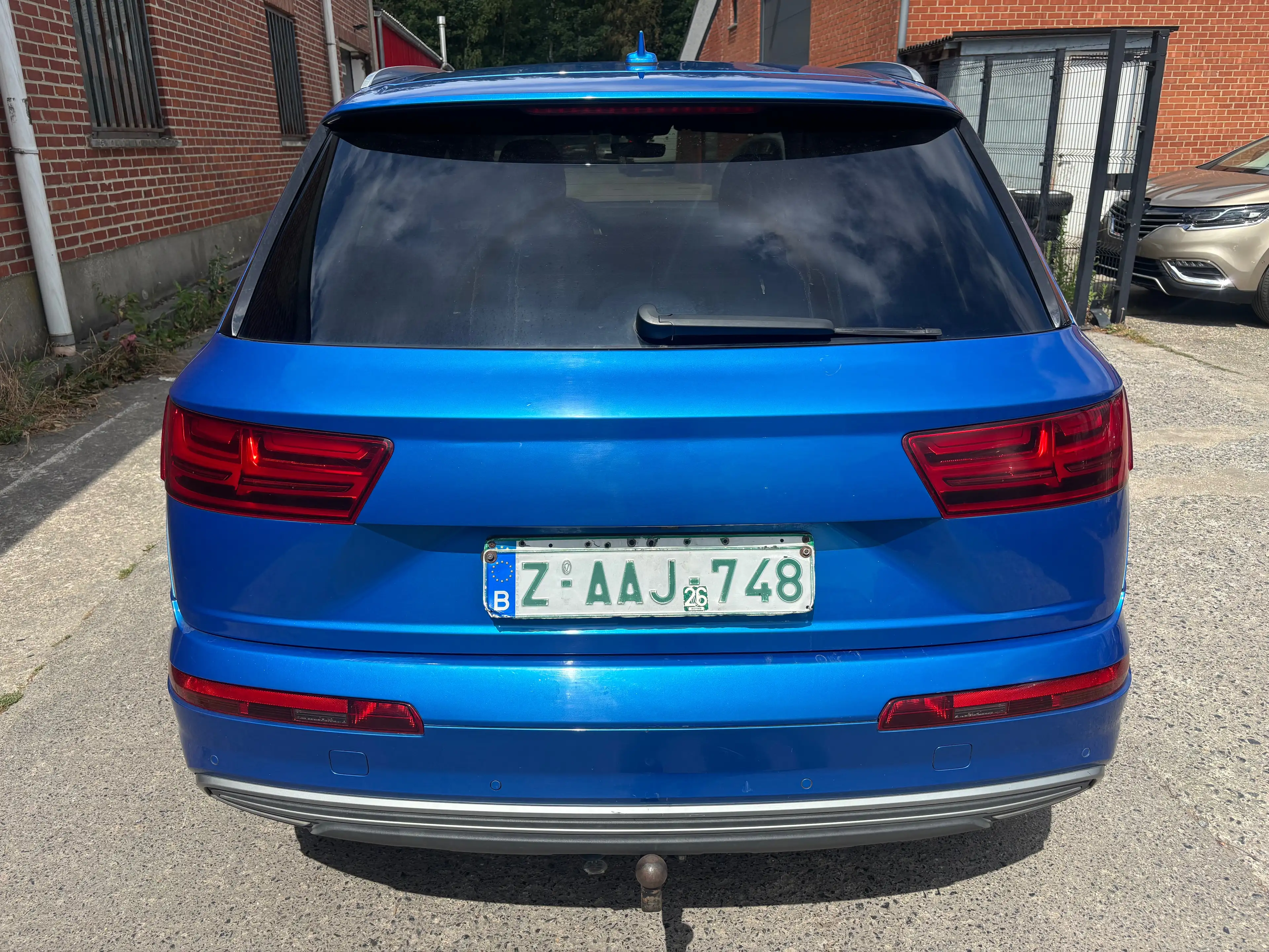 Audi Q7 e-tron Q7 e-tron 3.0 TDi V6 Quattro e-tron — photo 4