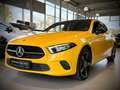 Mercedes-Benz A 250 e Progressive+Kamera+Night+MBUX+PANO+AHK Gelb - thumbnail 1